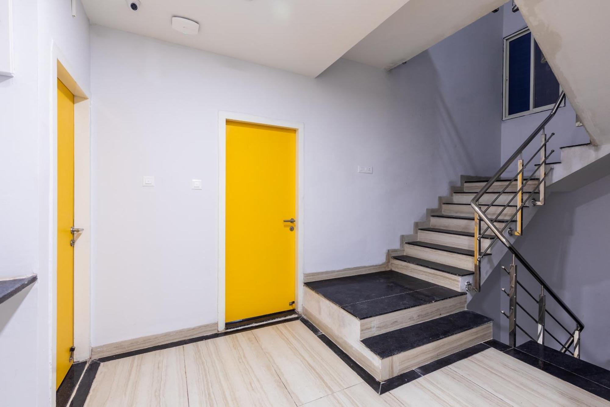 Silverkey Fusion Stays Indore Exterior foto